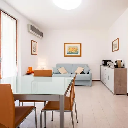 Deluxe Residencefull Relax Apartamento *